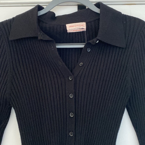 Urban Outfitters black ribbed sweater. NWT - Picture 2 of 3
